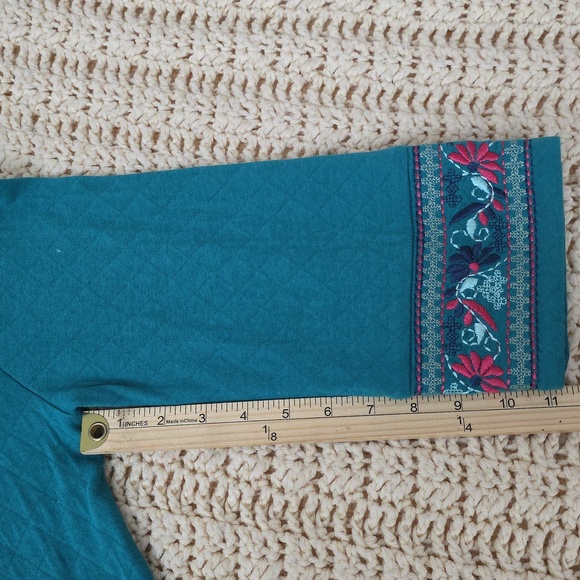Soft Surroundings Zalamaya Top Green Embroidered Tunic Boho Size M NWT - Picture 11 of 12